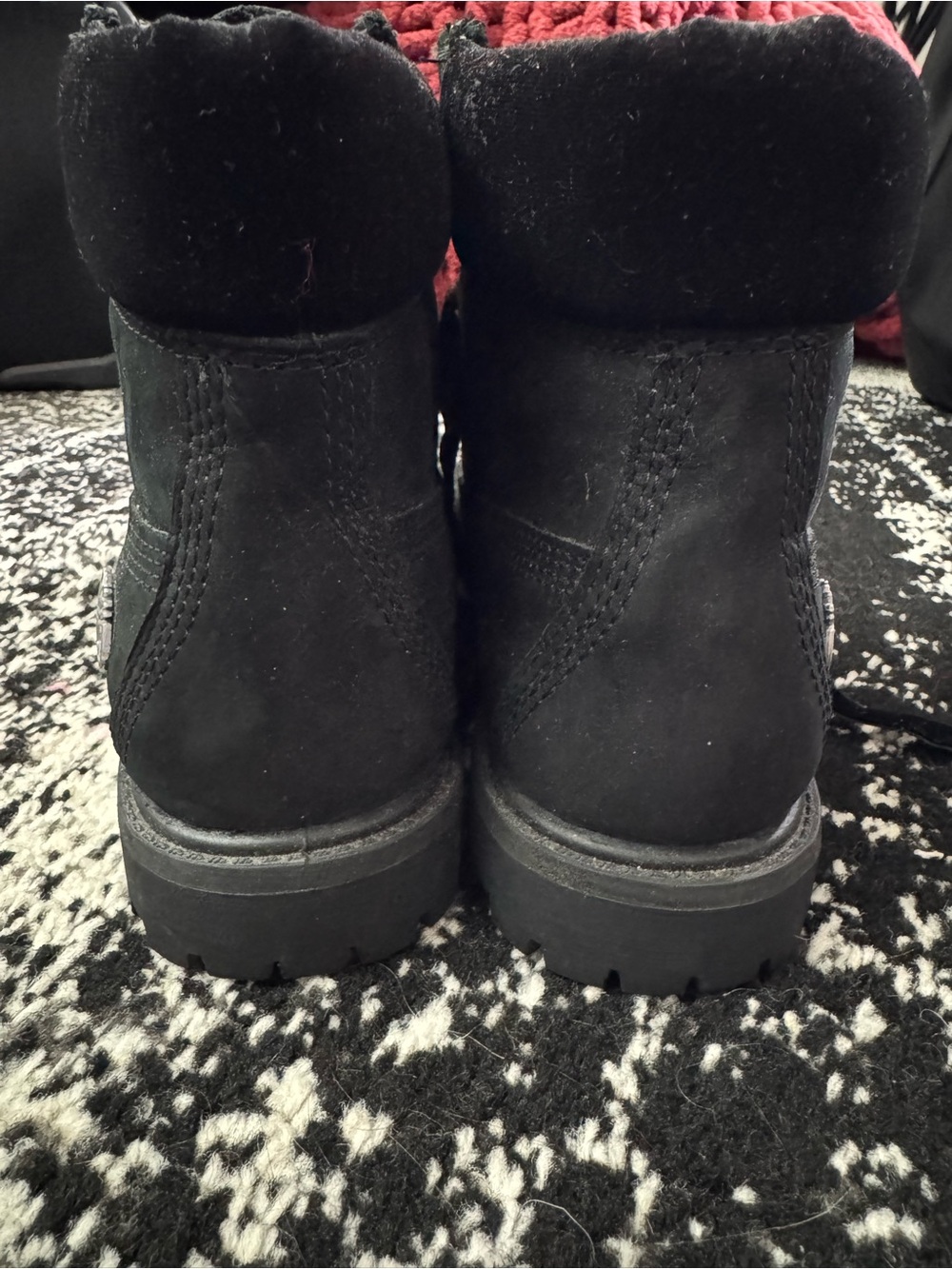 Timberland Black Boots with velvet cuff and laces - Picture 12 of 13